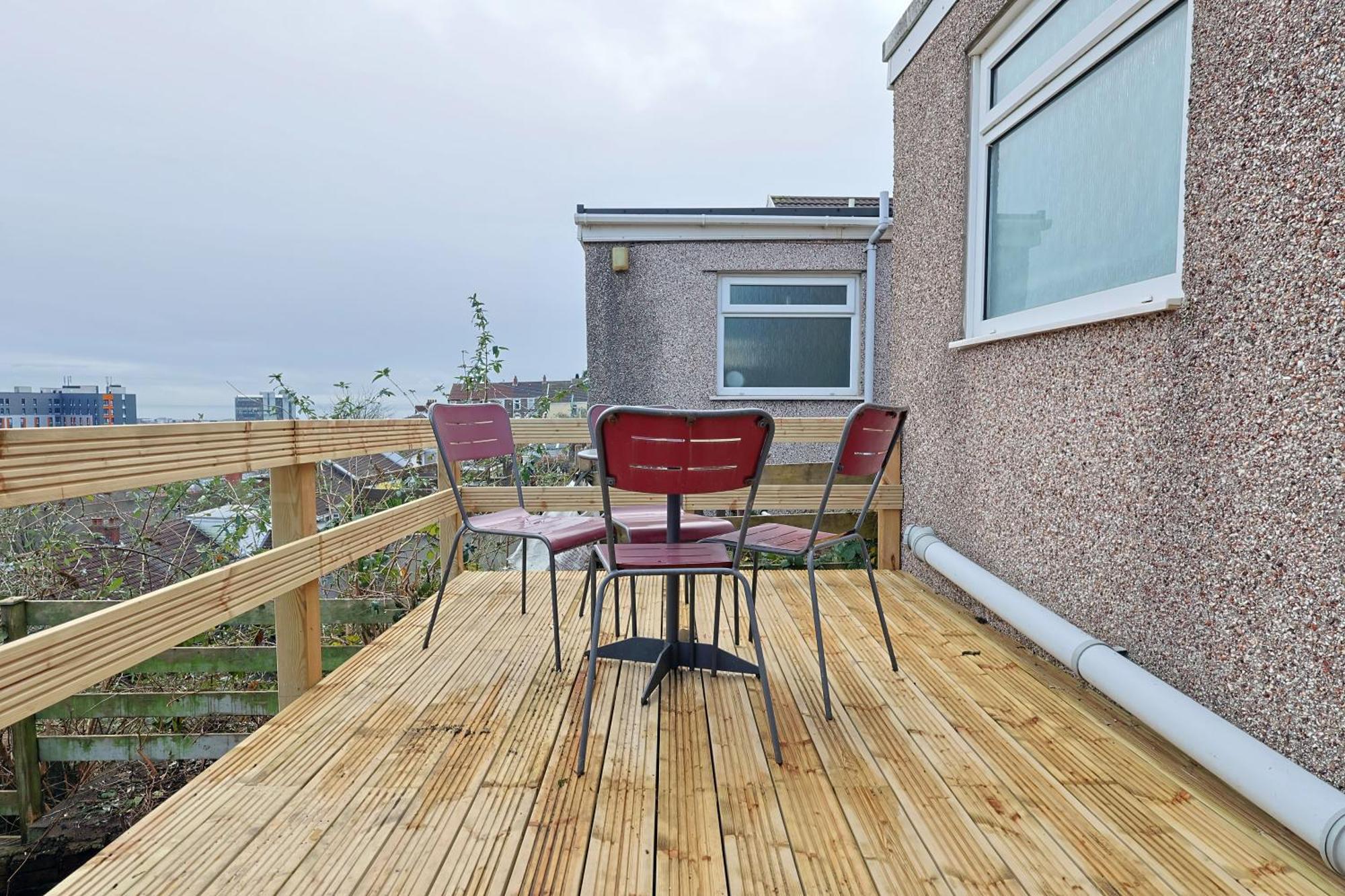Viewing Deck, On-Street Parking, Tv In Every Room Swansea Exterior foto